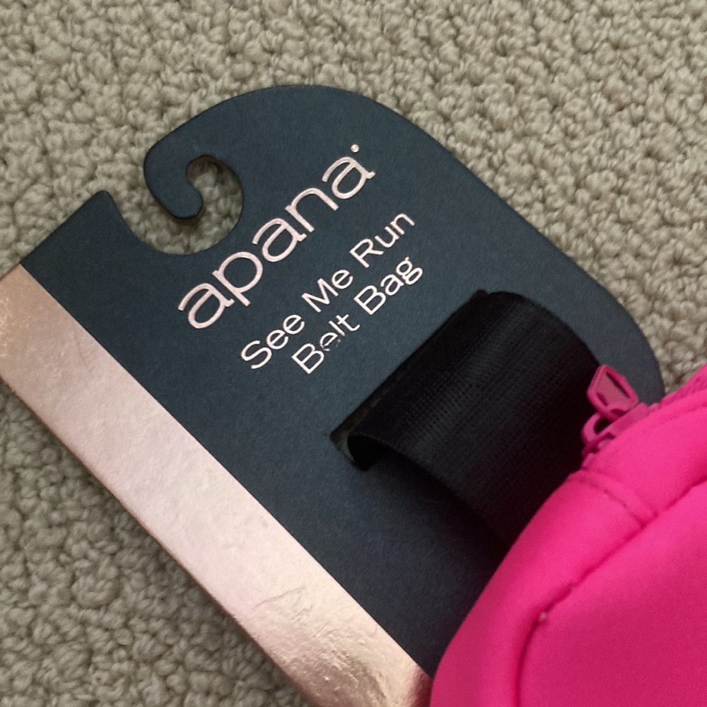 NEW Apana See Me Run Belt Bag Adjustable Zippered Hot Pink One Size O/S NWT - Picture 2 of 9
